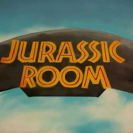 Qualys Cinema-parking & View Square Apartamento *